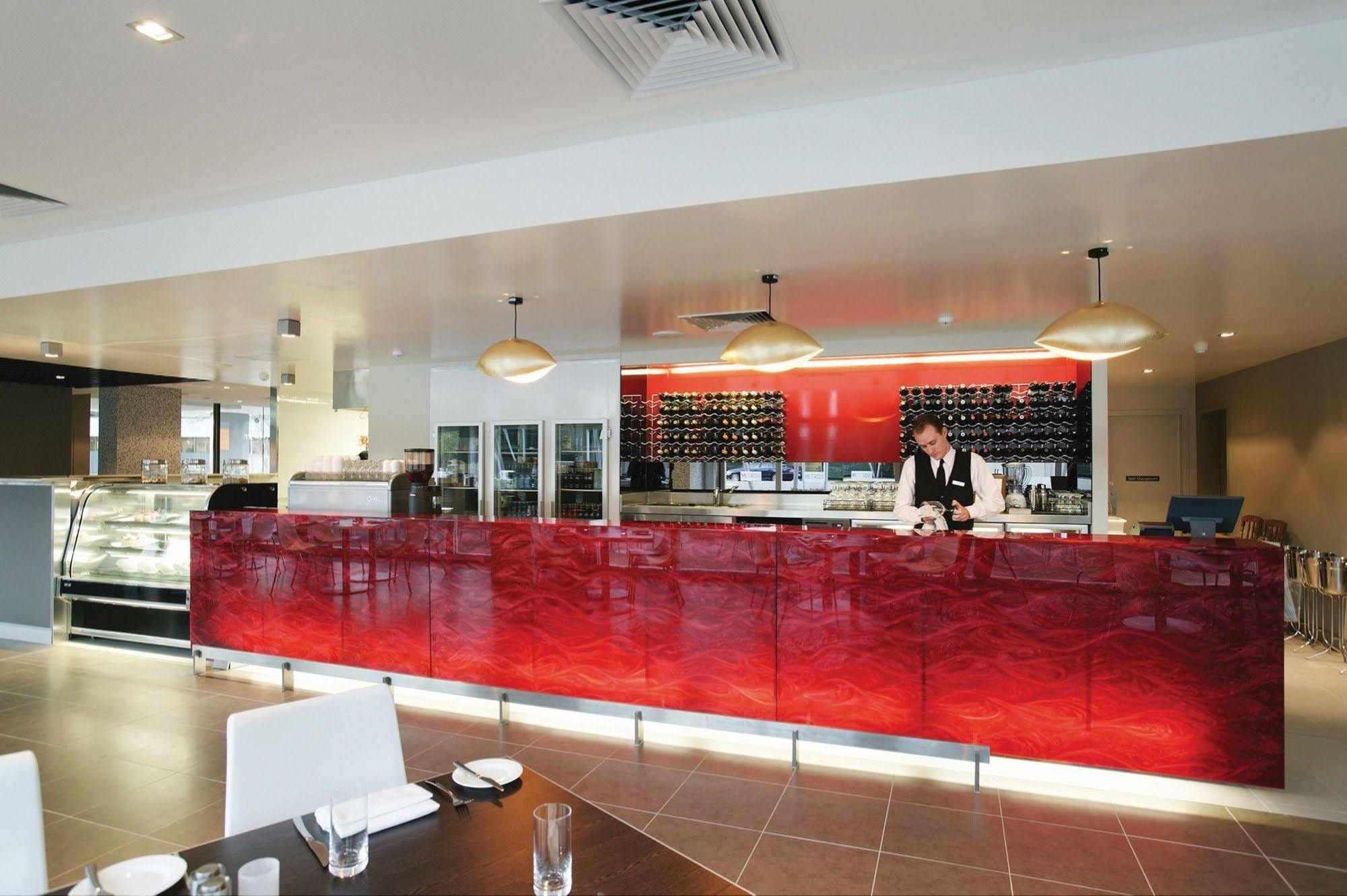 เอดินา อพาร์ตเมนท์ โฮเต็ล เพิร์ธ Aparthotel เพิร์ท ภายนอก รูปภาพ